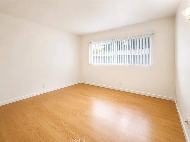 231 S Catalina Ave #6 — Photo 12