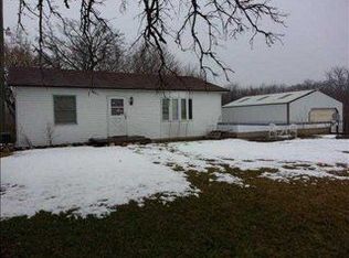 8730 E Edson Rd, Kirkland, IL 60146