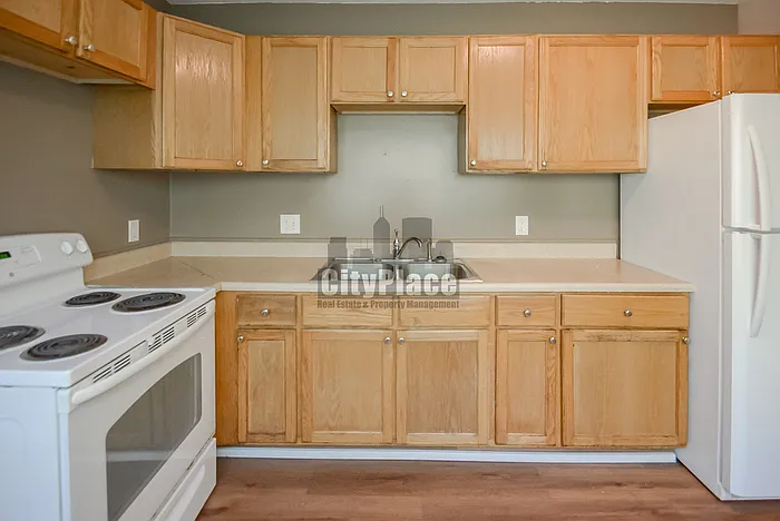 1458 W Congress Ave — Photo 9