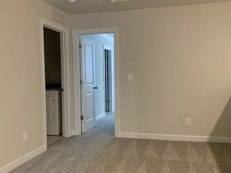 1624 Village Grove Lane 14015 Singletree #LANE401 — Photo 11