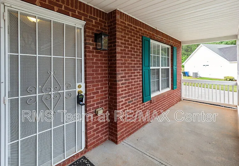 3854 Wheaton Ct — Photo 2