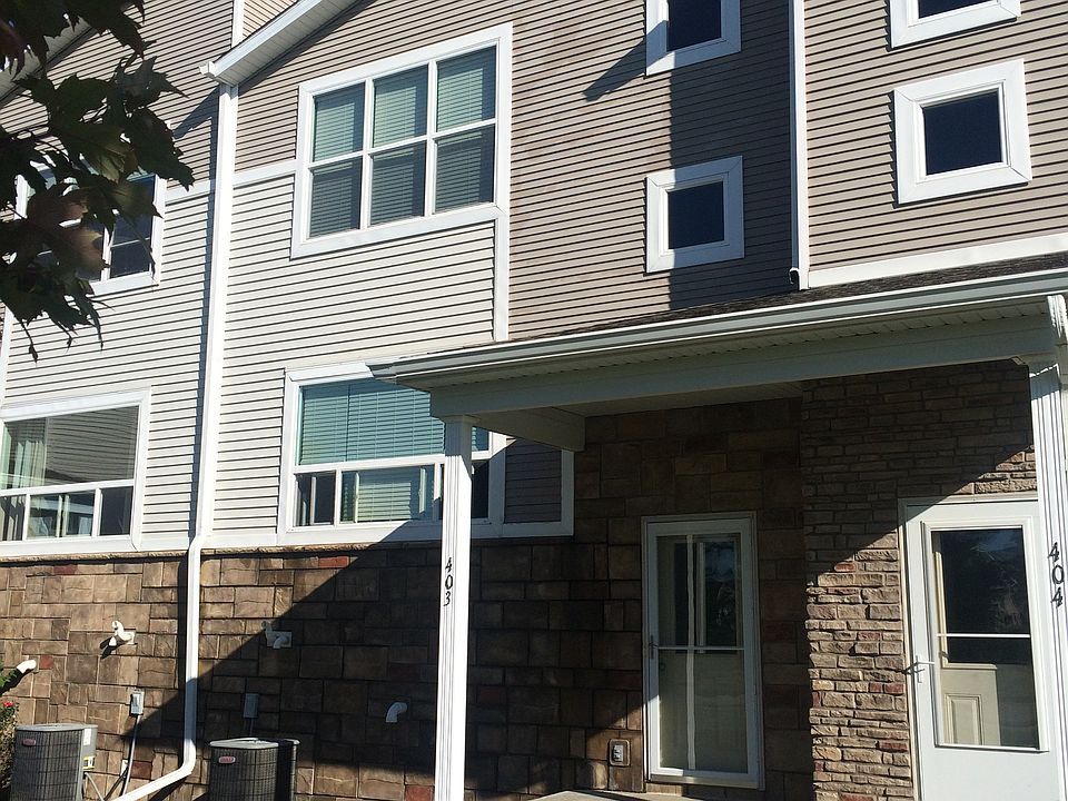 1st image of 301 SE 11th St Unit 403