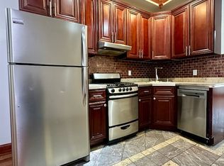 219 Franklin St #3, Brooklyn, NY 11222