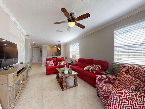2nd image of 115 Riverview Bnd S Unit 2111