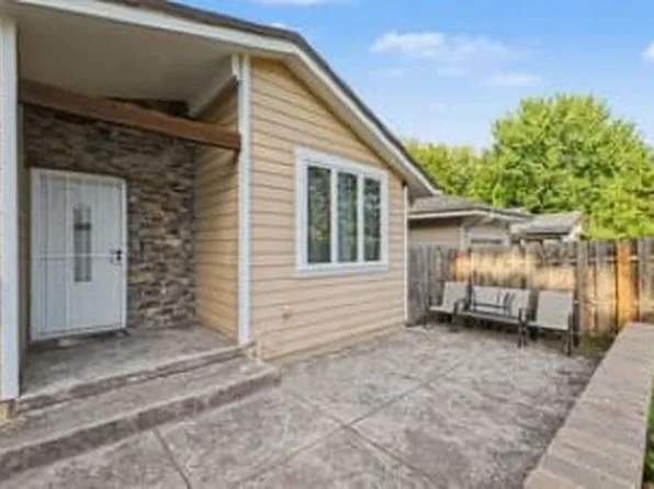 6548 Western Ave, Omaha, NE 68132