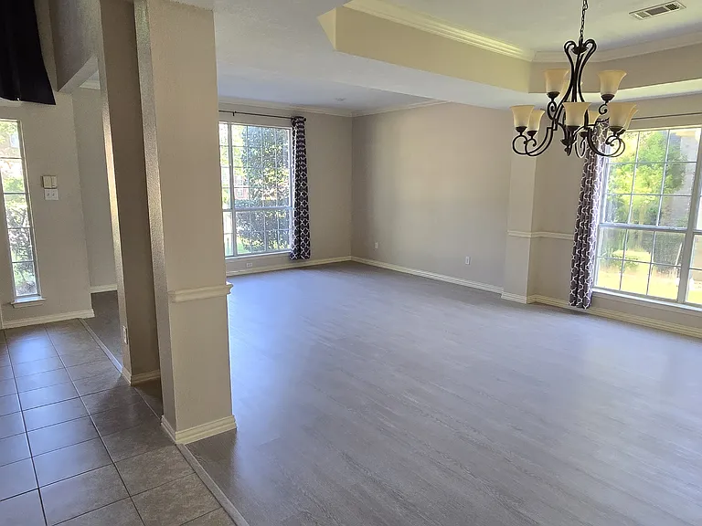 7509 Avalon Dr — Photo 3