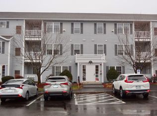 16 Crestview Cir UNIT 172, Londonderry, NH 03053