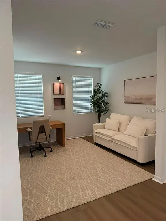 5 bed, 4.5 bath, 3545 sqft, $4,900 — Photo 4