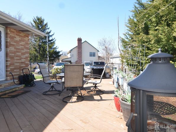 108 Juliette St, Hopelawn, NJ 08861