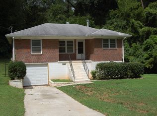 2065 Holly Hill Dr, Decatur, GA 30032