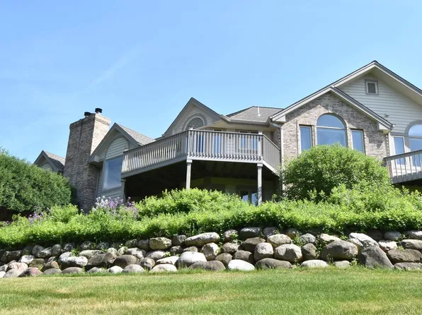 N14W30064 High Ridge ROAD, Pewaukee, WI 53072