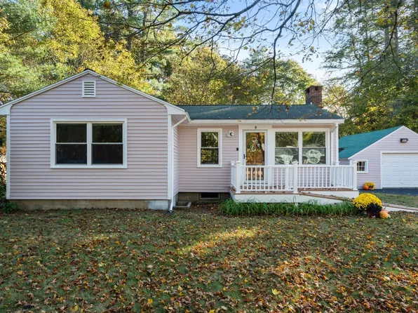 9 Howell Rd, Sudbury, MA 01776
