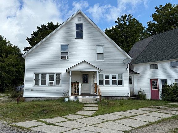 3rd image of 75 Library Road