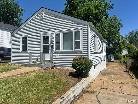 2nd image of 1506 Bradford Ave