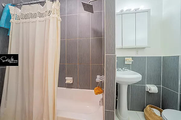 Rented by Scott Williams Realty LLC | media 62