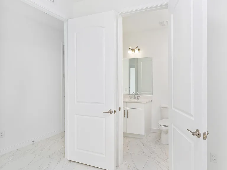 6979 Pines Cir #35 — Photo 4