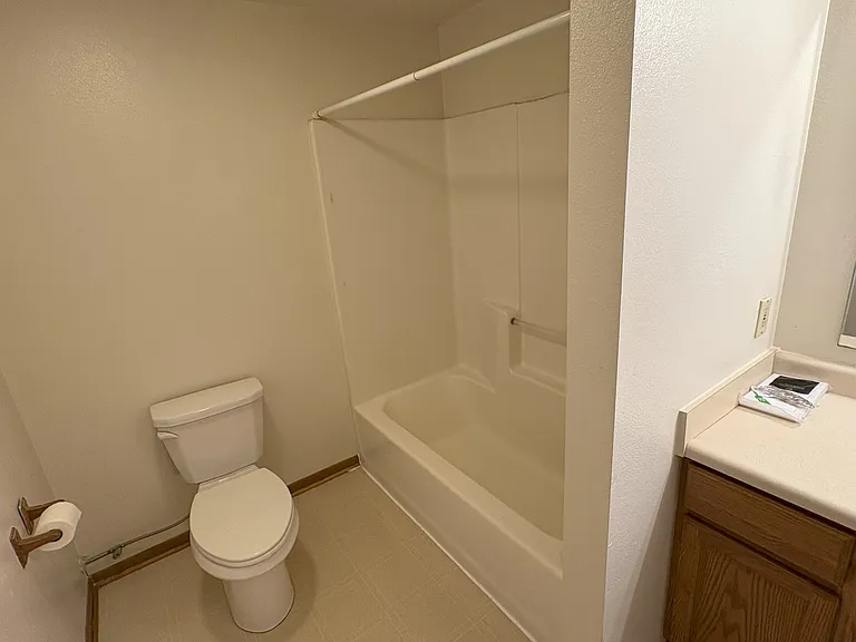 701 Bowery St #3 — Photo 5