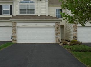 1630 Fieldstone Dr N, Shorewood, IL 60404