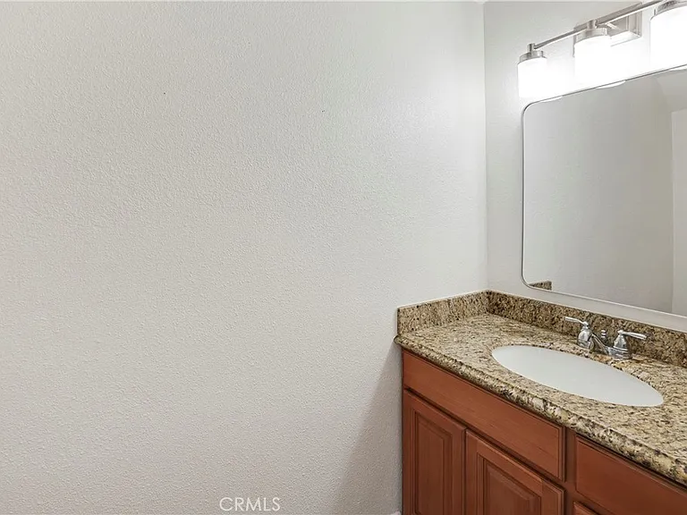 19868 Piccadilly Ln — Photo 10