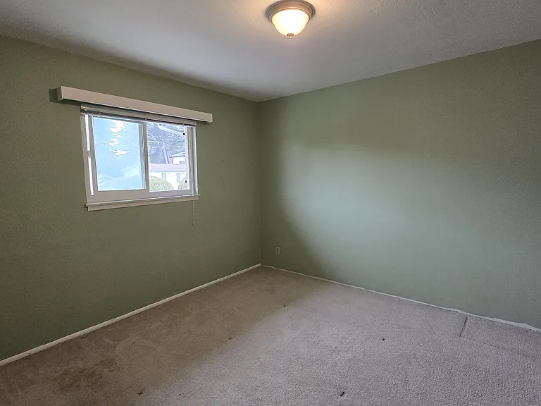 240 Center Ave #2 — Photo 7