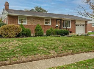 1386 Falke Dr, Dayton, OH
