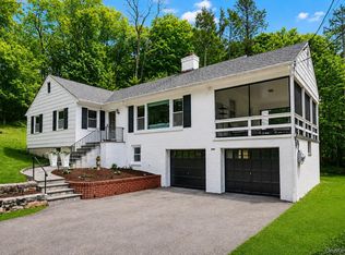 28 Valley View Rd, Chappaqua, NY 10514