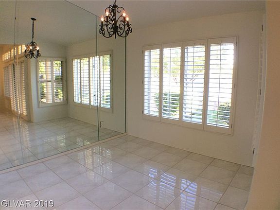 4th image of 10401 Junction Hill Dr