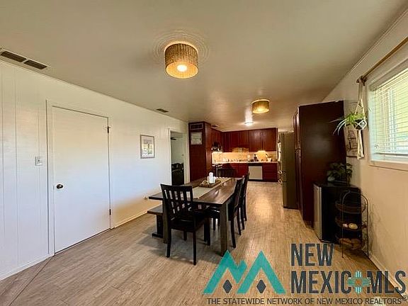 5th image of 1917 N Blanco Dr
