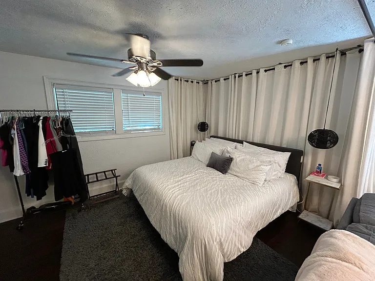 216 Montclair Ave — Photo 6
