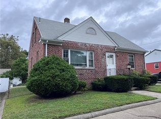 21 Erie St, Providence, RI 02908