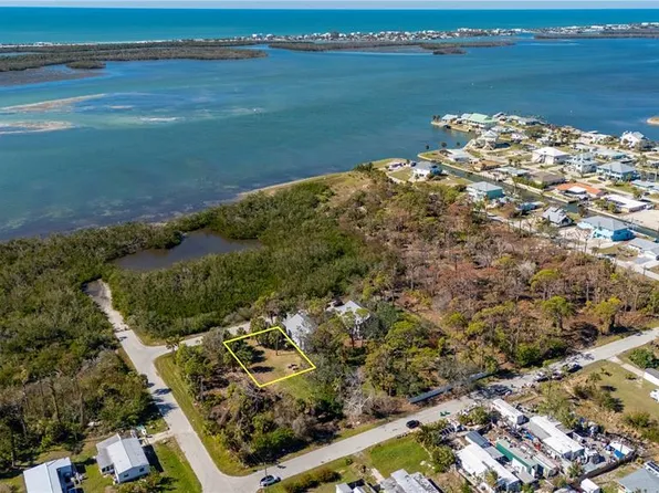 2871 Mangrove Pl #7, Englewood, FL 34224