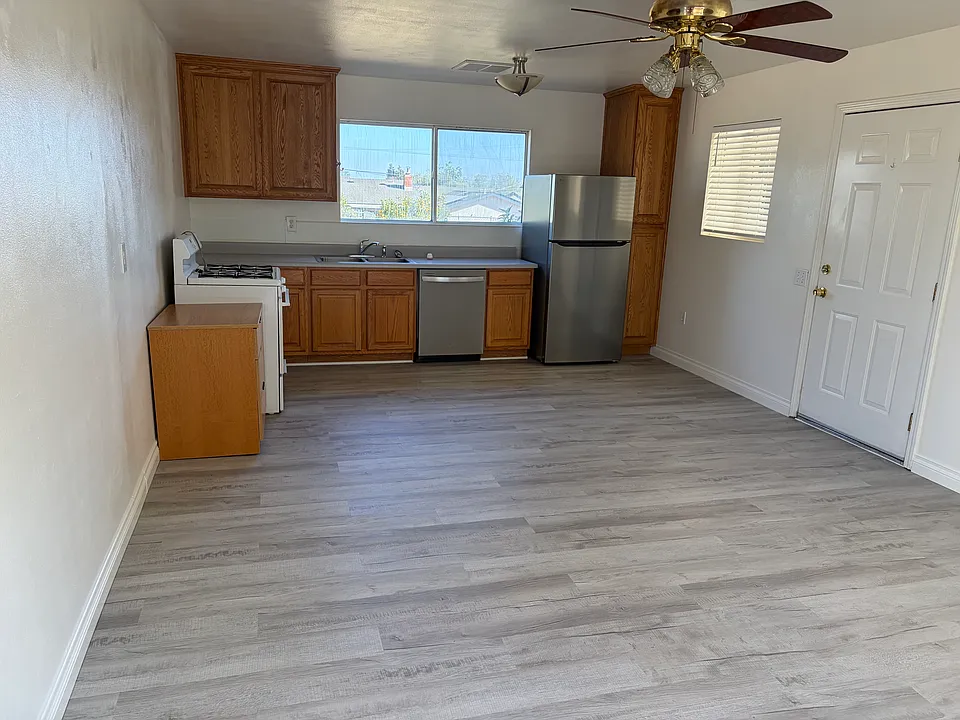 1290 Primavera Ln