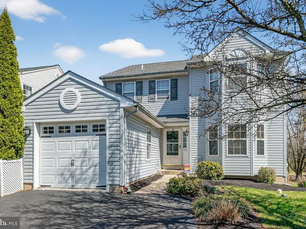 712 Queen Rd, Collegeville, PA 19426