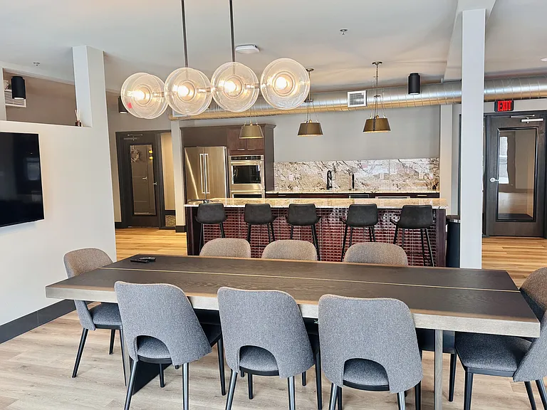 3rd Floor Club Room