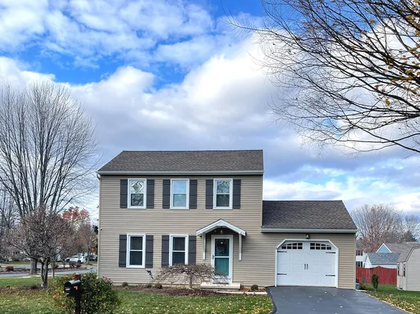 958 Kings Way E, Hummelstown, PA 17036