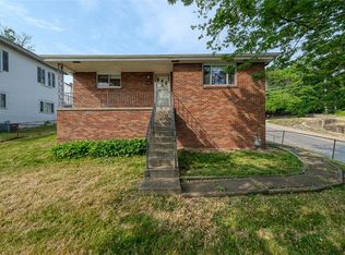 900 State Ave, Coraopolis, PA 15108