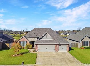 22803 E 104th St S, Broken Arrow, OK 74014