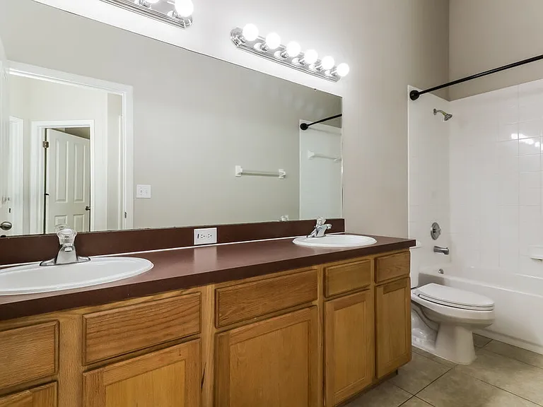 9912 Riverchase Dr — Photo 14