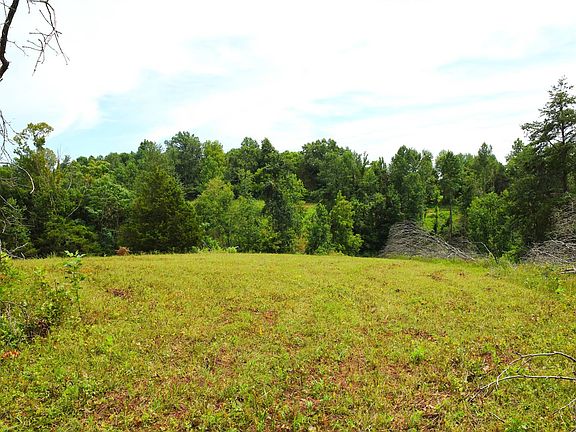 3rd image of 100 Metcalfe County Lake Park Rd