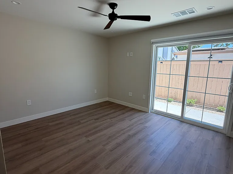 15042 Joycedale St — Photo 37