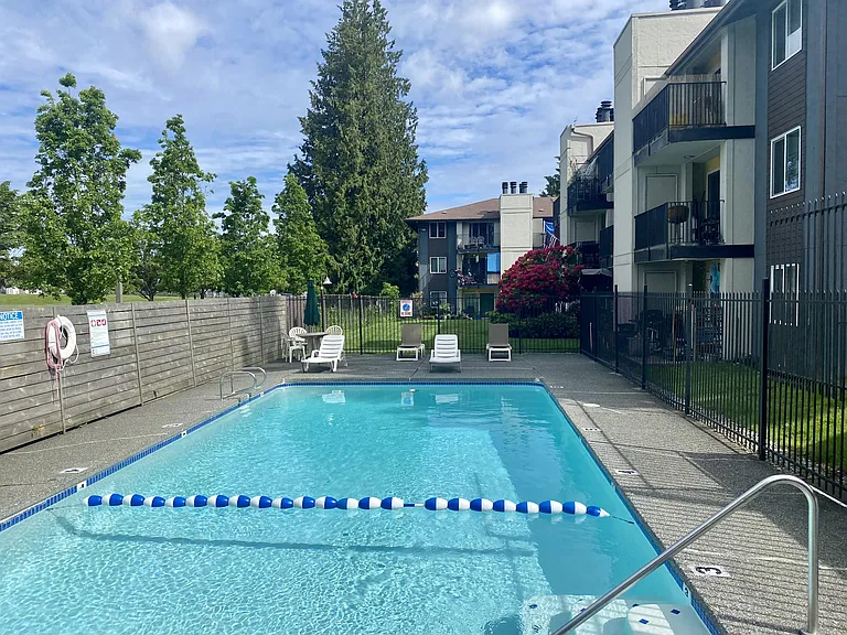 Parkview Apartments — Photo 45