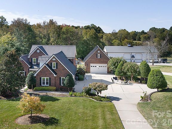2nd image of 3099 Trinity Church Rd