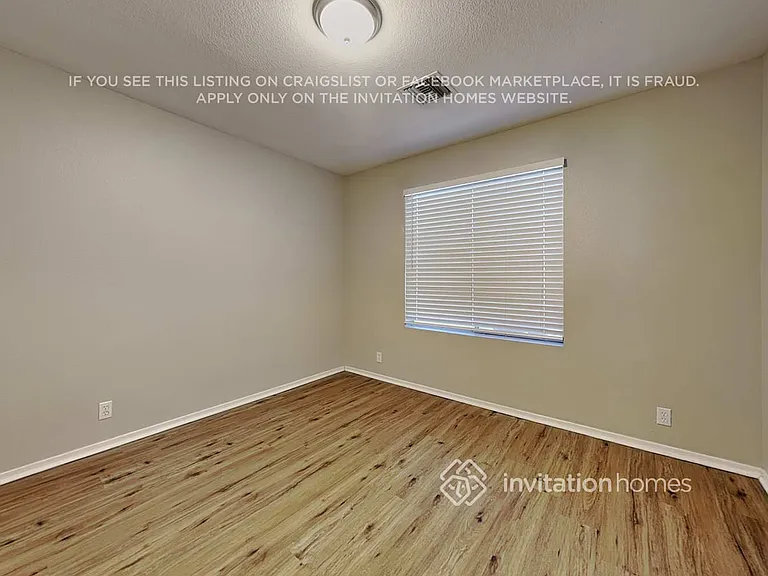 11007 N 59th Dr — Photo 14