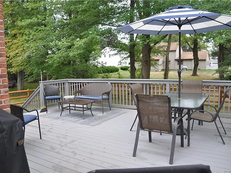 61 Carlyle Rd — Photo 14