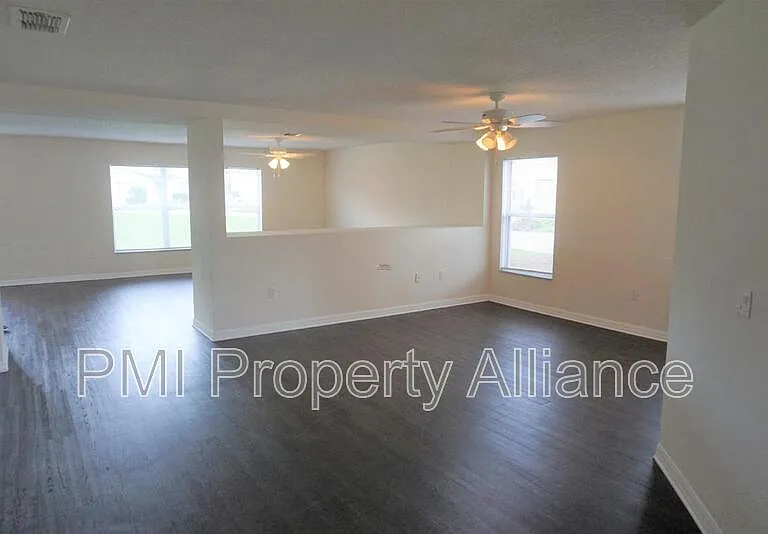 1153 Elderberry Dr — Photo 4