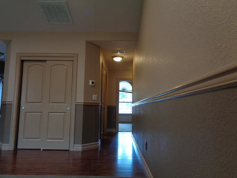 6439 Robin Hood St SE — Photo 13