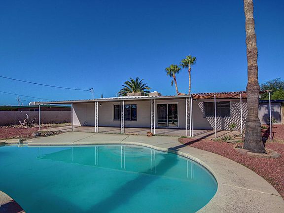 4th image of 901 S Sarnoff Dr