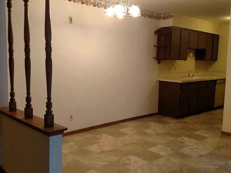 1709 Jefferson St — Photo 3
