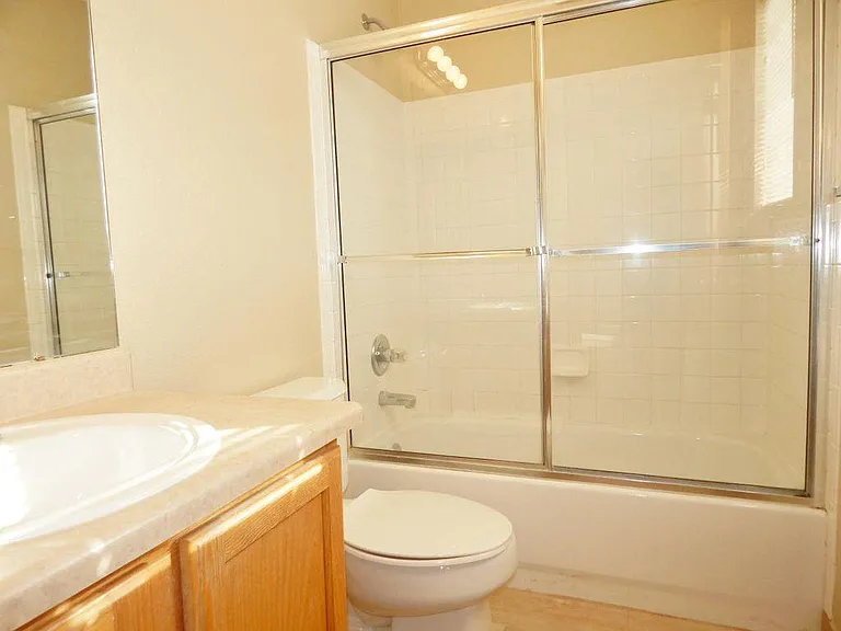 1385 Waxwing Ave — Photo 11