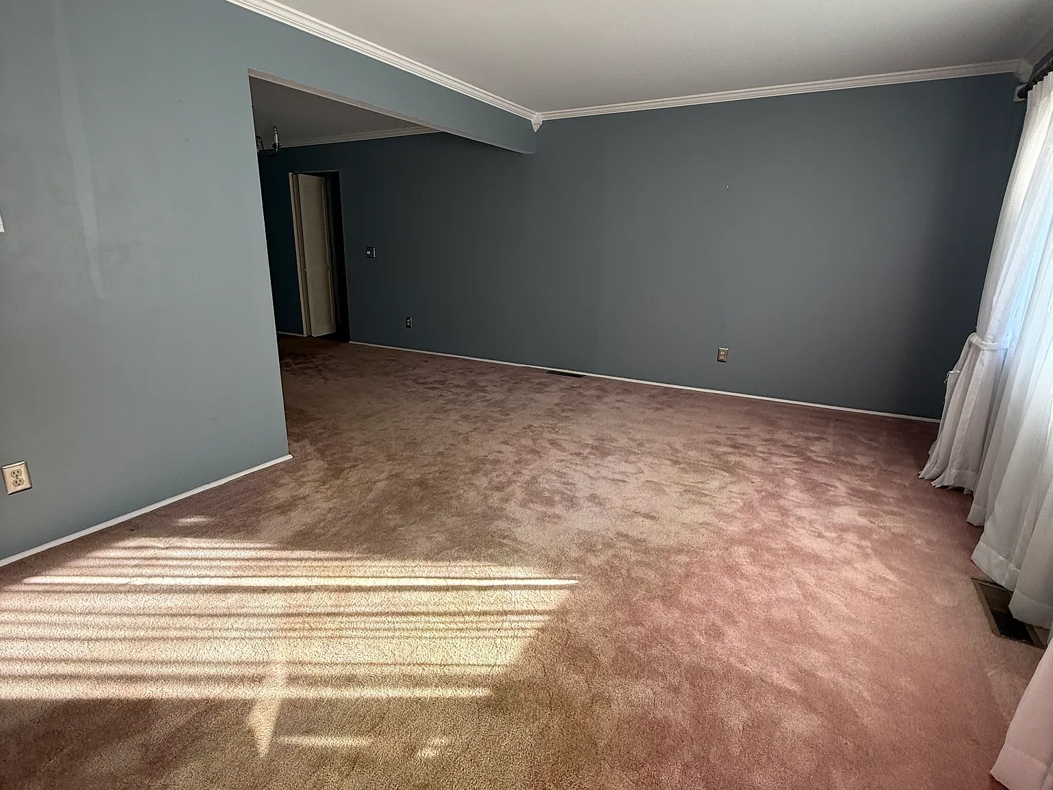 3 bed, 1.5 bath, $1,575 — Photo 3